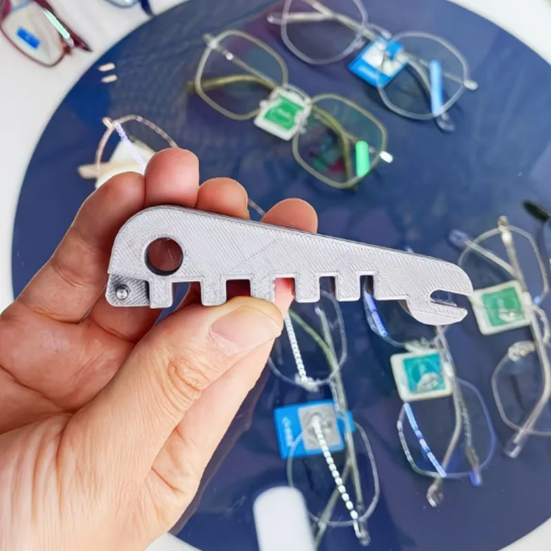 Multi Tool Plier - Multifunktionaler Brillen-Einstellschlüssel Tragbares Reparaturwerkzeug für Brillengestelle